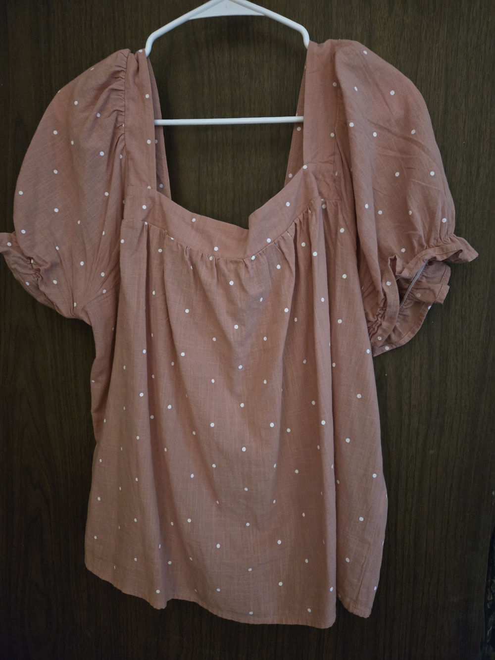 Women’s Dusty Rose Polka Dot Puff Sleeve Top